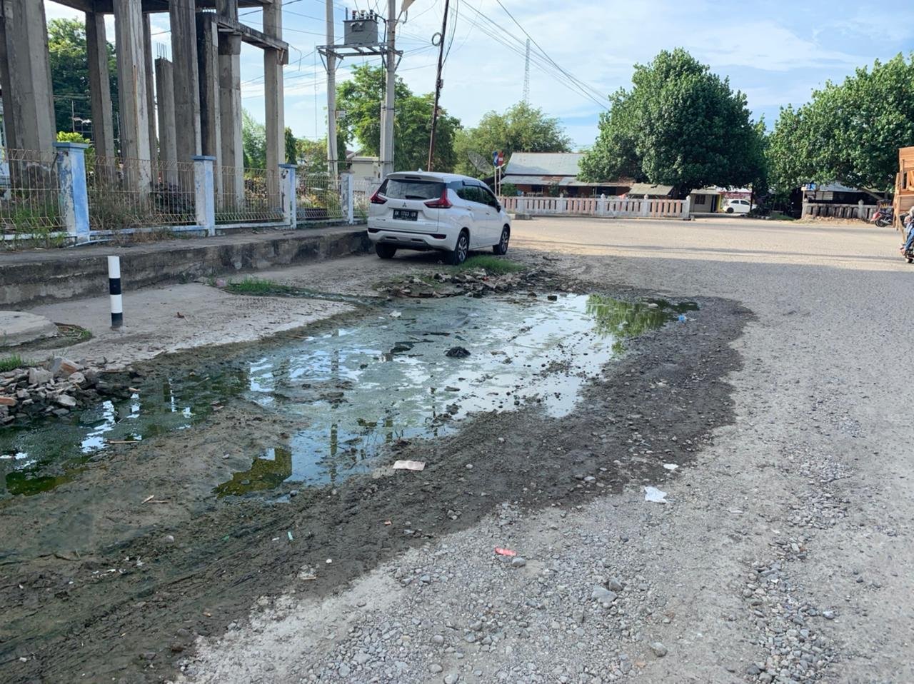 Memalukan, Genangan Air Berlumut Terpampang di Jalan Kota Lhokseumawe Memalukan, Genangan Air Berlumut Terpampang di Jalan Kota Lhokseumawe