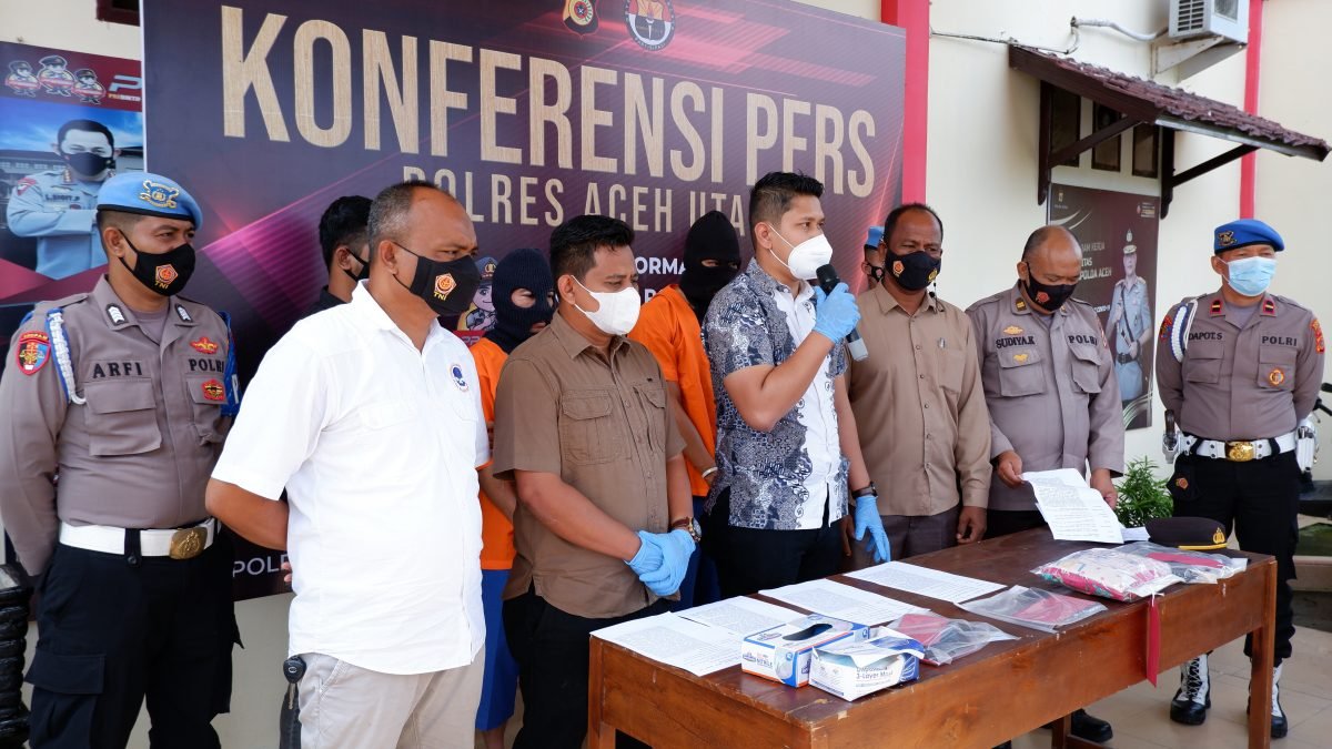 Polres Aceh Utara Ungkapan Dua Tersangka Kasus Pemerkosaan Anak di Bawah Umur Polres Aceh Utara Ungkapan Dua Tersangka Kasus Pemerkosaan Anak di Bawah Umur