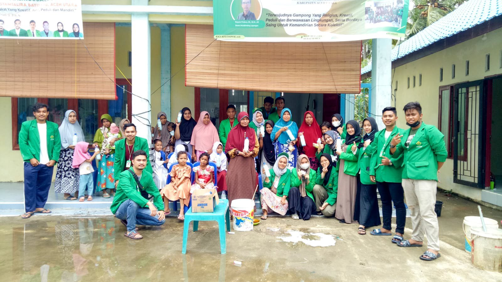 Mahasiswa KKN-PPM Unimal Membuat Pelatihan Pembuatan Sabun Cuci Piring cair Mahasiswa KKN-PPM Unimal Membuat Pelatihan Pembuatan Sabun Cuci Piring cair