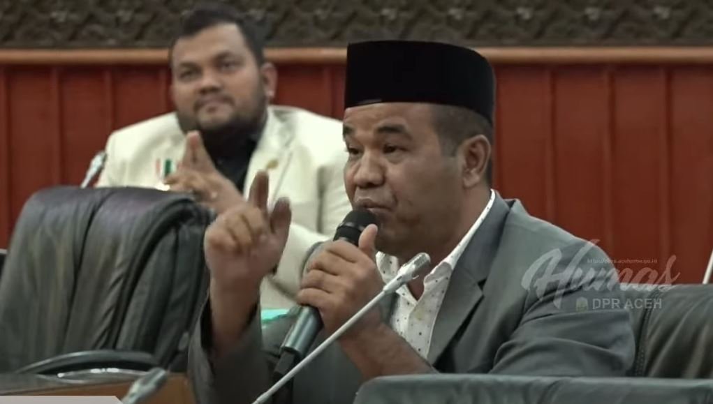 DPRA Desak Kadisdik Aceh Cabut Laporan Polisi Terhadap Guru Honorer di Pidie Jaya DPRA Desak Kadisdik Aceh Cabut Laporan Polisi Terhadap Guru Honorer di Pidie Jaya