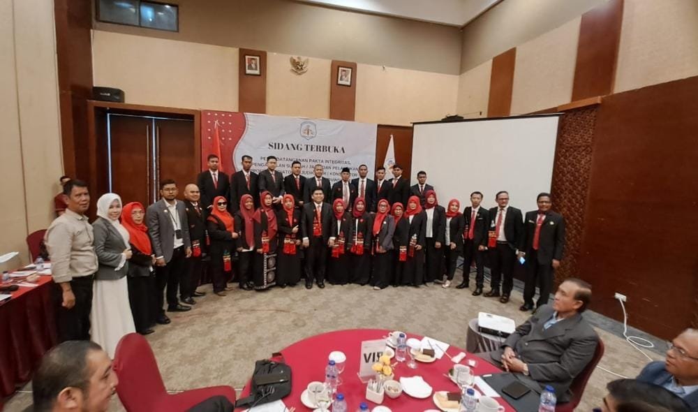 Dewan Sengketa Indonesia (DSI) Sumpah Mediator dan Arbiter di Banda Aceh Dewan Sengketa Indonesia (DSI) Sumpah Mediator dan Arbiter di Banda Aceh