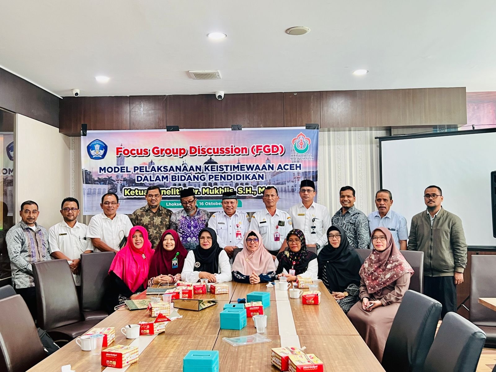 Dosen Hukum Unimal Laksanakan FGD Model Keistimewaan Pendidikan Provinsi Aceh Dosen Hukum Unimal Laksanakan FGD Model Keistimewaan Pendidikan Provinsi Aceh