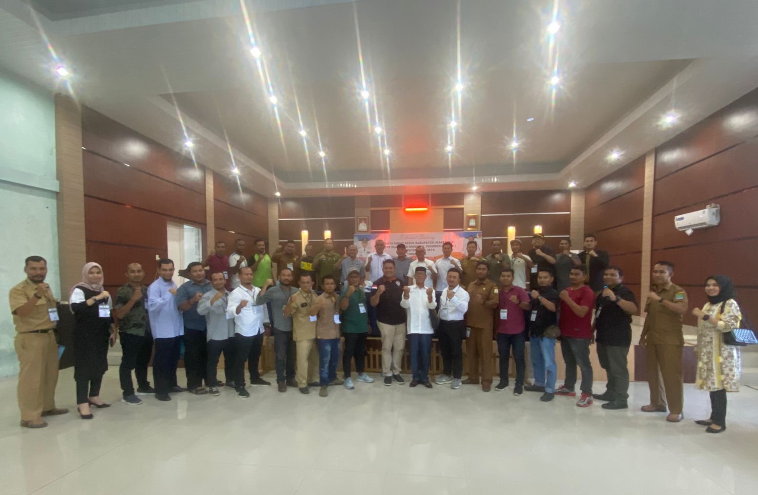 Sejumlah Cabor Sesalkan Penundaan Musorkab KONI Aceh Jaya Sejumlah Cabor Sesalkan Penundaan Musorkab KONI Aceh Jaya