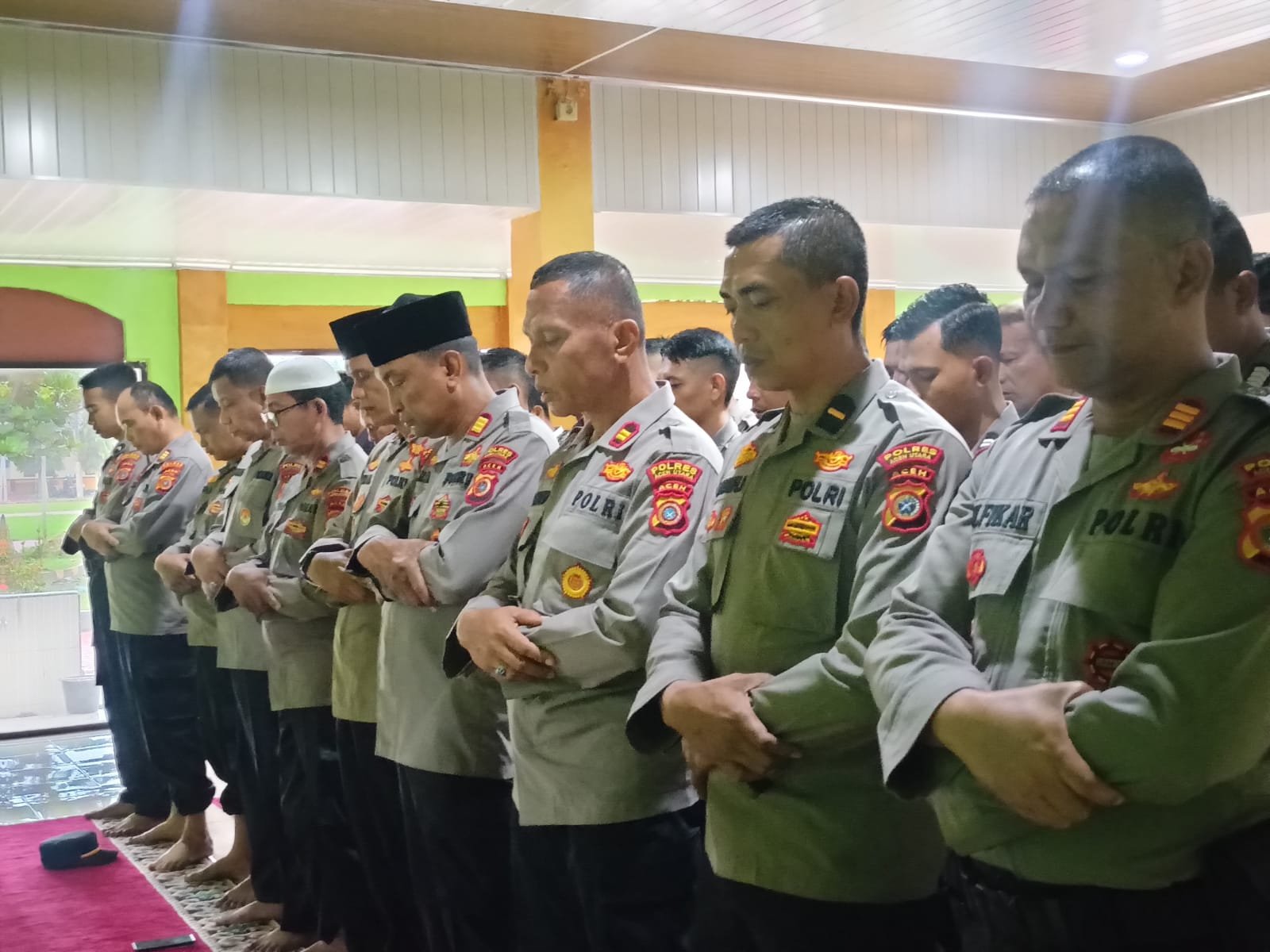 Polres Aceh Utara Gelar Do’a Bersama dan Shalat Ghaib Untuk Korban Bom Bunuh Diri Polres Aceh Utara Gelar Do’a Bersama dan Shalat Ghaib Untuk Korban Bom Bunuh Diri
