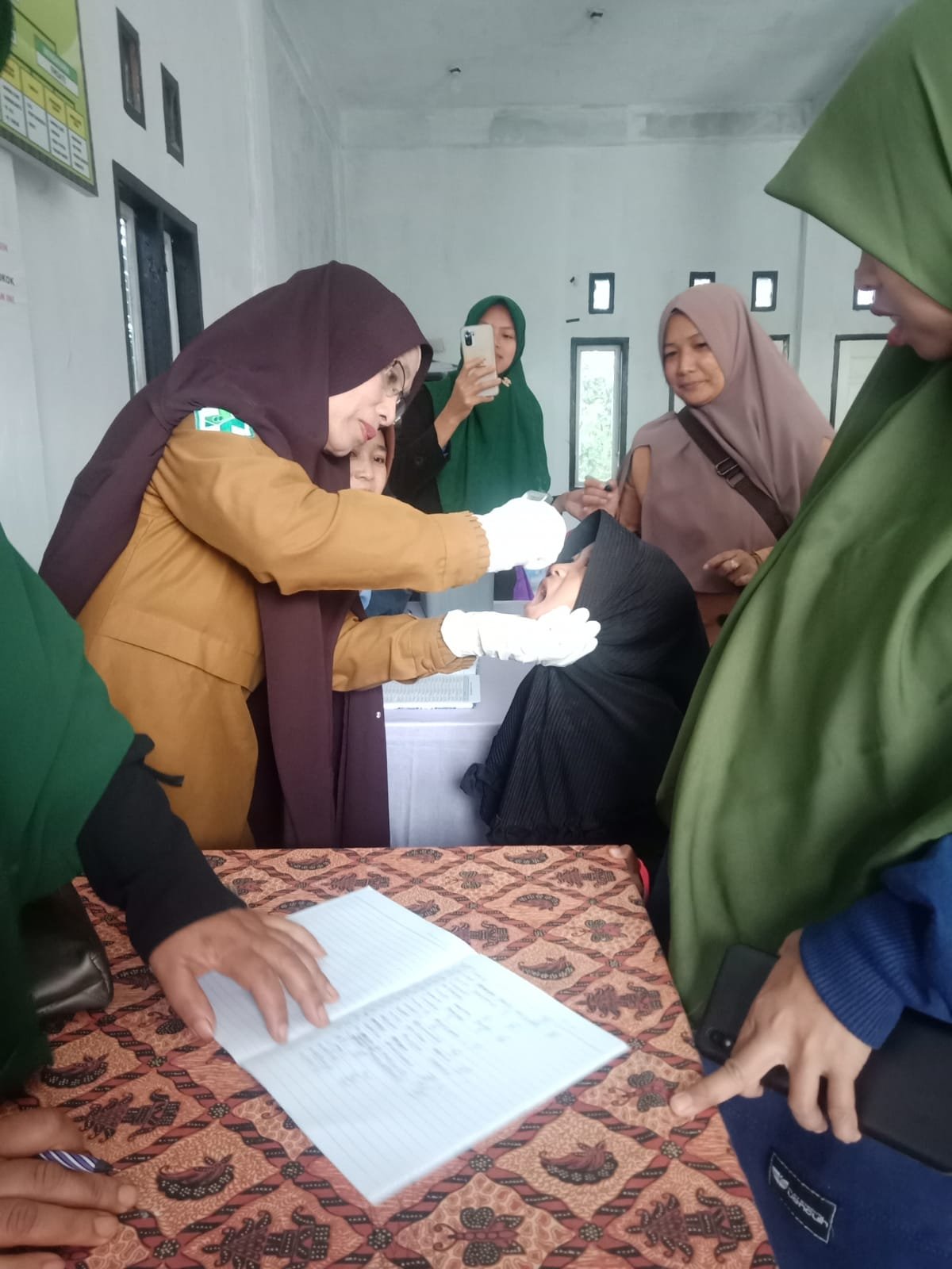 Puskesmas Teritit Kecamatan Wih Pesam Melaksanakan Pospin Polio Massal Puskesmas Teritit Kecamatan Wih Pesam Melaksanakan Pospin Polio Massal