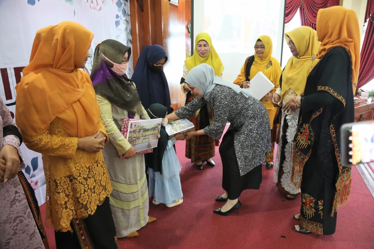 DP 3A Pemko Lhokseumawe Peringati Hari Ibu Ke-94 Tahun 2022 DP 3A Pemko Lhokseumawe Peringati Hari Ibu Ke-94 Tahun 2022