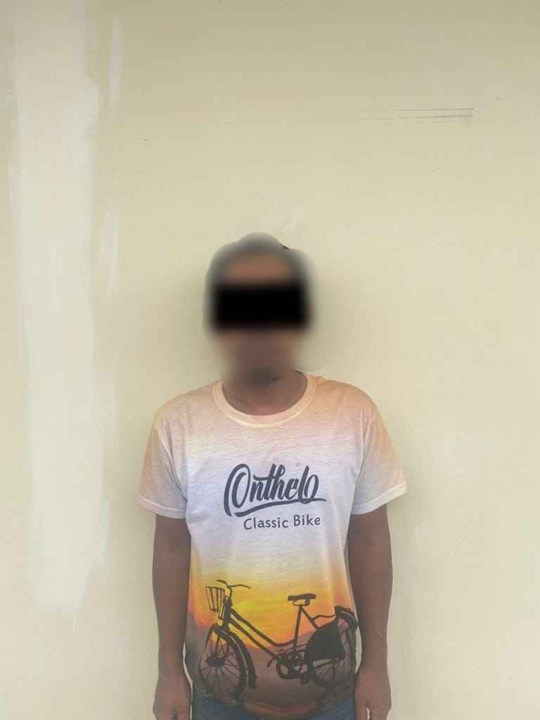 Langgar Moratorium, Dua Sopir beserta Truk Penganggkut Getah Pinus Ditahan Langgar Moratorium, Dua Sopir beserta Truk Penganggkut Getah Pinus Ditahan