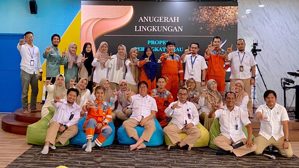 Perdana PT PIM Raih Perhargaan Proper Hijau Dari Kementrian LHK Perdana PT PIM Raih Perhargaan Proper Hijau Dari Kementrian LHK