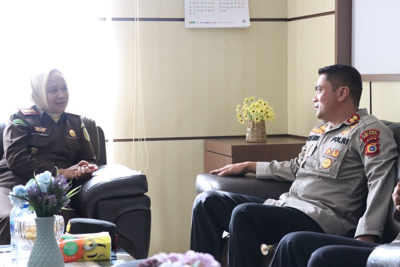Tingkatkan Sinergitas, Kapolres Aceh Utara Jalin Silaturahmi Dengan Korps Adhyaksa Tingkatkan Sinergitas, Kapolres Aceh Utara Jalin Silaturahmi Dengan Korps Adhyaksa