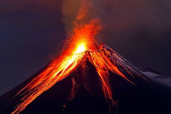 Gunung Semeru Kembali Erupsi Tiga Kali Pagi Ini, Status Siaga Gunung Semeru Kembali Erupsi Tiga Kali Pagi Ini, Status Siaga