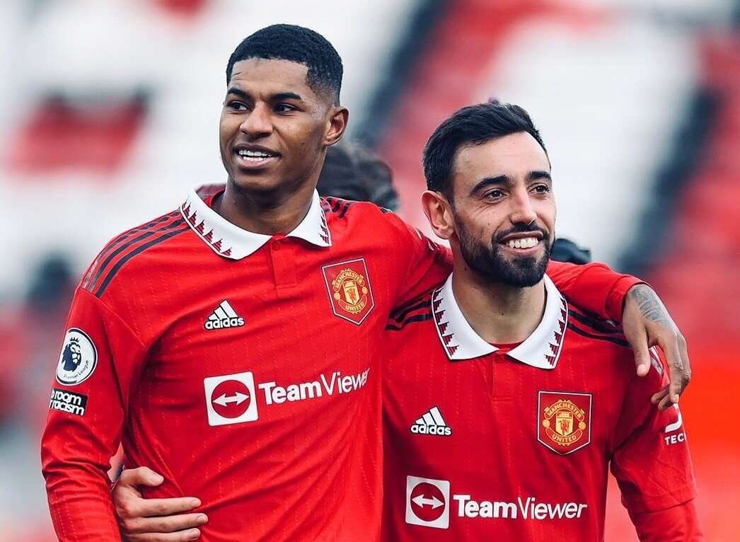 Liga Inggris : Manchester United Menangkan Derby Manchester Dengan Skor 2-1 Liga Inggris : Manchester United Menangkan Derby Manchester Dengan Skor 2-1