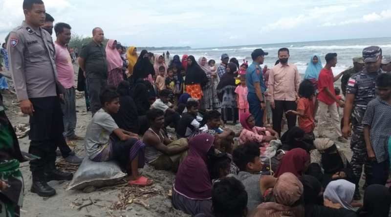 69 Imigran Rohingya Kembali Terdampar di Aceh 69 Imigran Rohingya Kembali Terdampar di Aceh