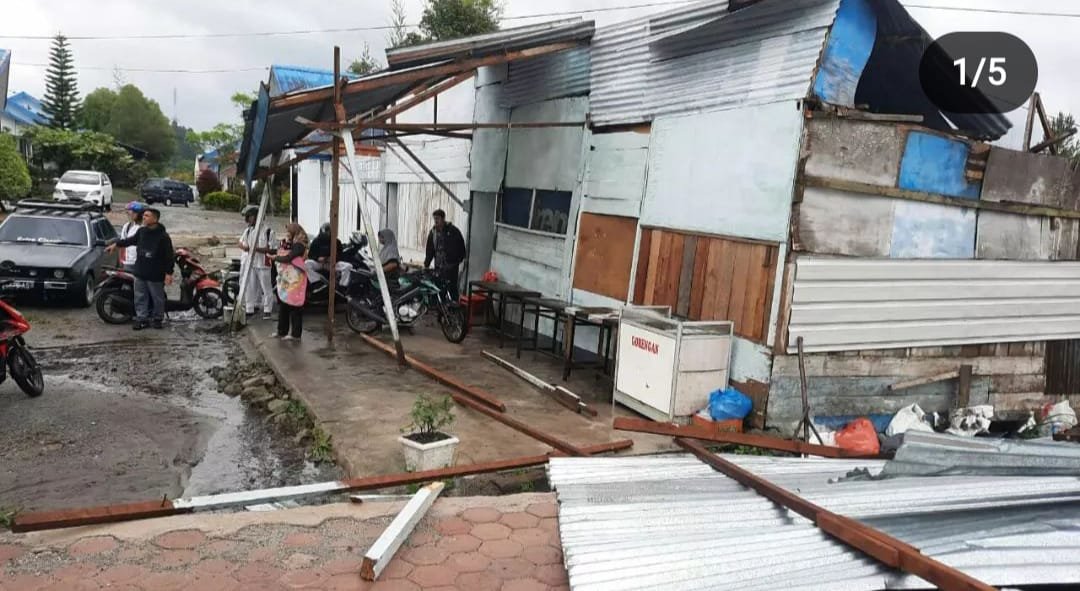 Angin Puting Beliung Porak Porandakan Tiga Unit Bangunan Di Bener Meriah Angin Puting Beliung Porak Porandakan Tiga Unit Bangunan Di Bener Meriah