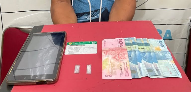 Miliki Sabu 0,44 Gram Pria di Aceh Selatan Diamankan Polisi Miliki Sabu 0,44 Gram Pria di Aceh Selatan Diamankan Polisi