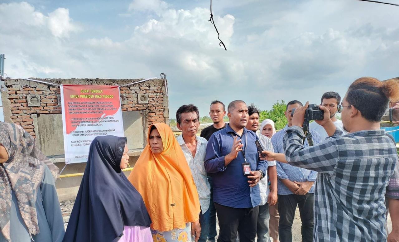 Warga Pusong Lhokseumawe Buat Surat Terbuka Untuk Presiden Warga Pusong Lhokseumawe Buat Surat Terbuka Untuk Presiden