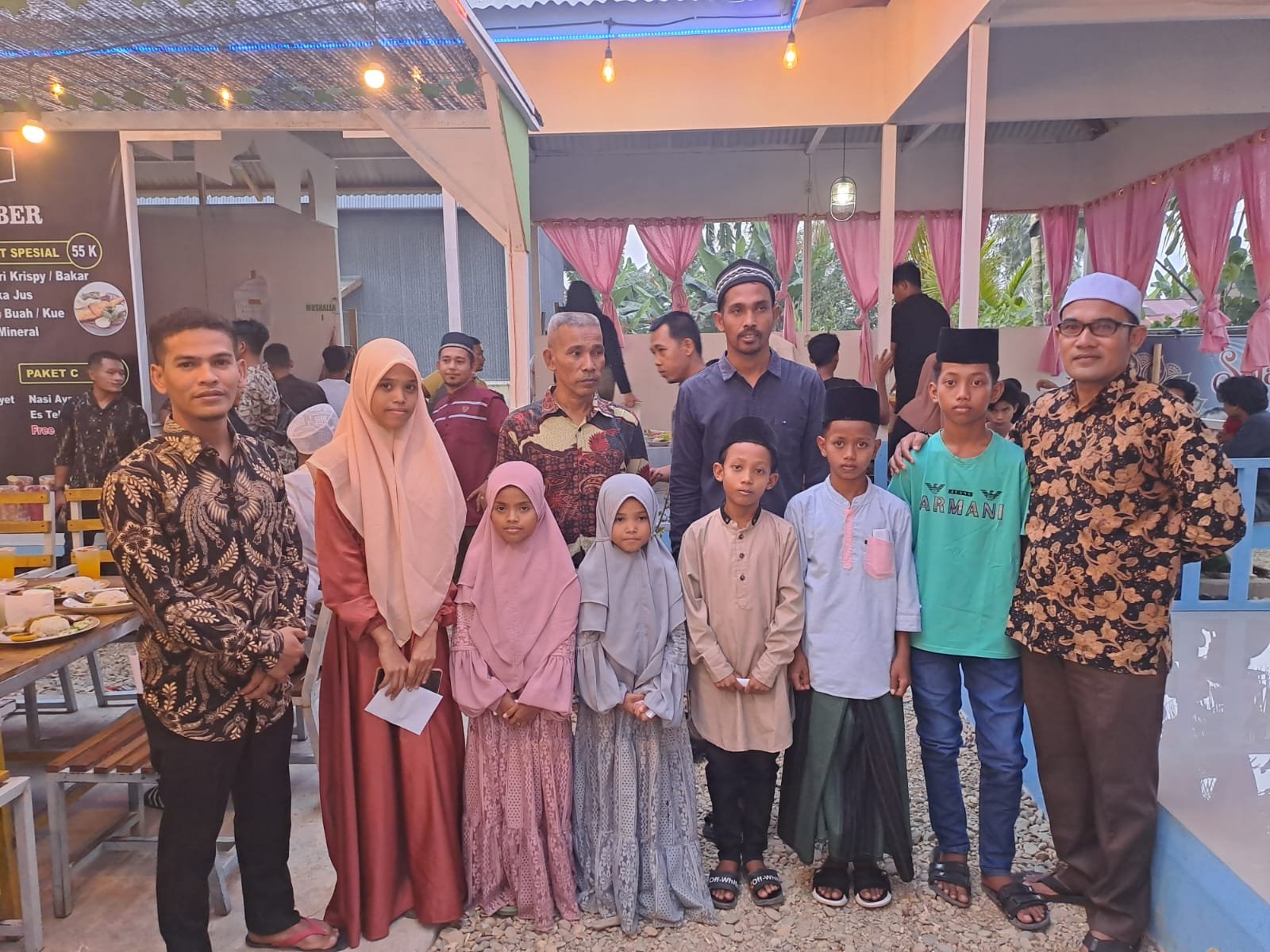 PPS Se-kecamatan Madat Gelar Buka Puasa Bersama dan Santunan Anak Yatim PPS Se-kecamatan Madat Gelar Buka Puasa Bersama dan Santunan Anak Yatim