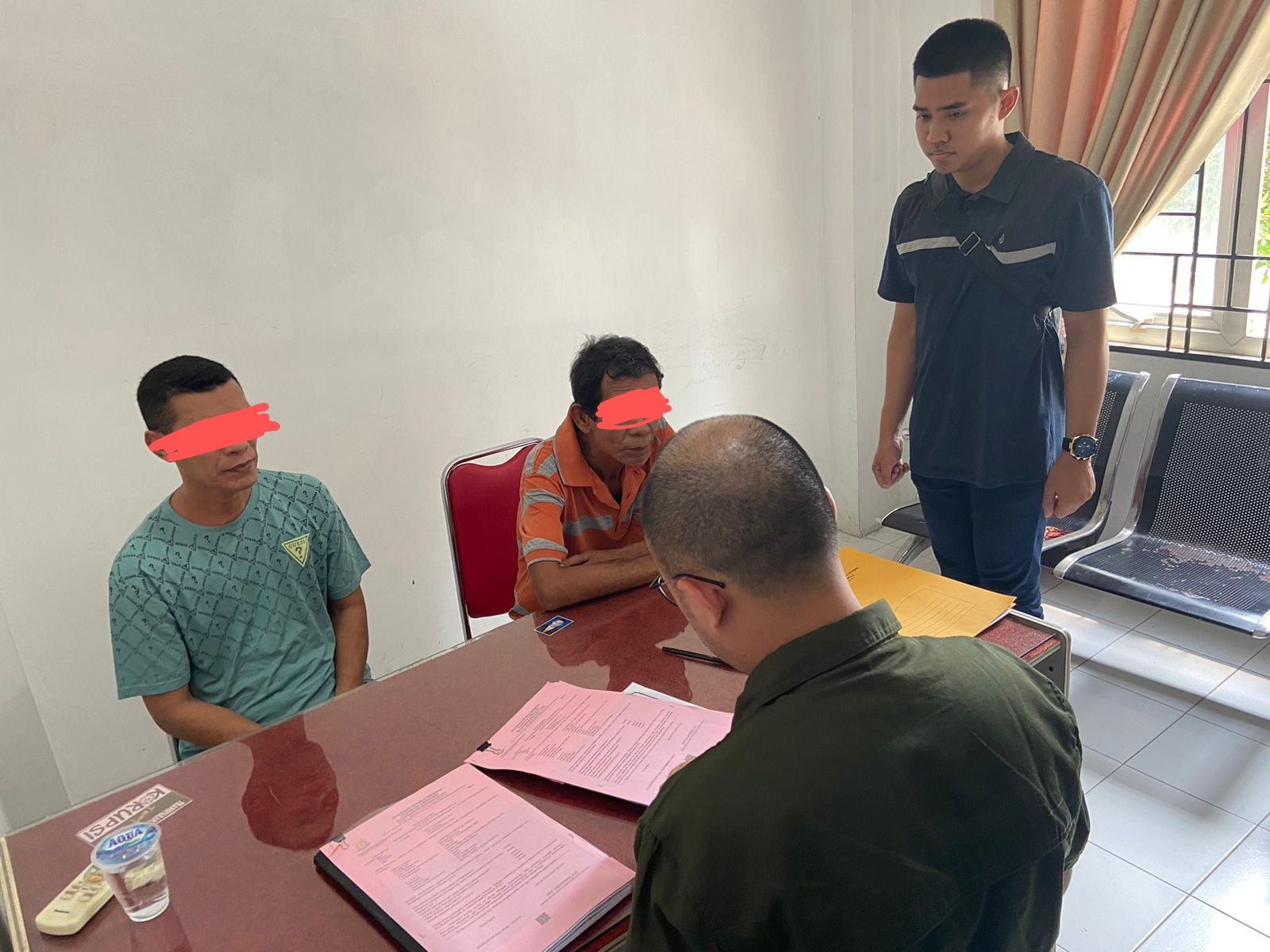 Polres Lhokseumawe Limpahkan Empat Tersangka Tindak Pidana Eksploitasi Hasil Alam Polres Lhokseumawe Limpahkan Empat Tersangka Tindak Pidana Eksploitasi Hasil Alam