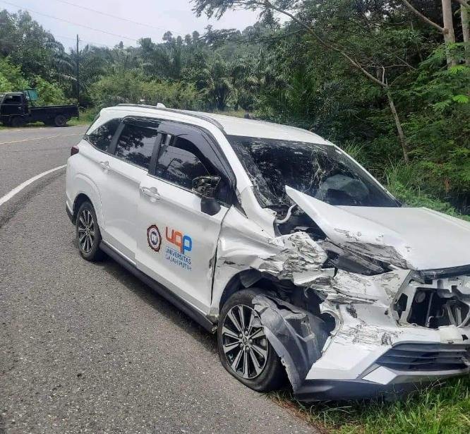 Wakil Rektor II Universitas Gajah Putih, Alami Kecelakaan Wakil Rektor II Universitas Gajah Putih, Alami Kecelakaan