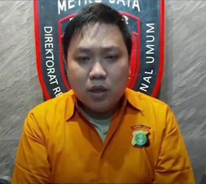 Aksi Koboi Jalanan Yang Viral, Akhirnya Meminta Permohonan Maaf !! Aksi Koboi Jalanan Yang Viral, Akhirnya Meminta Permohonan Maaf !!