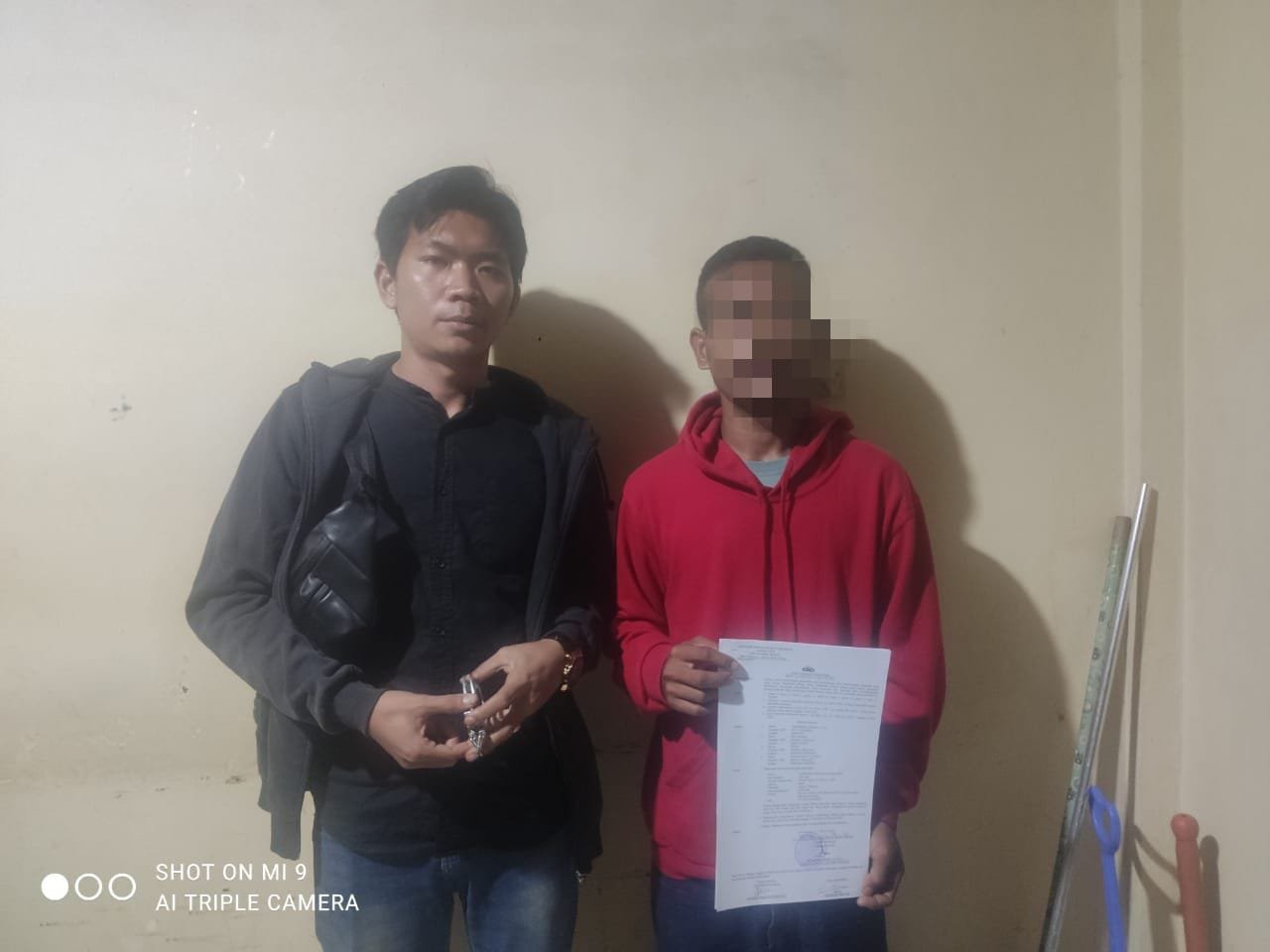 Pria Berusia 27 Tahun Mencuri Kopi !! Diamankan Polisi Pria Berusia 27 Tahun Mencuri Kopi !! Diamankan Polisi