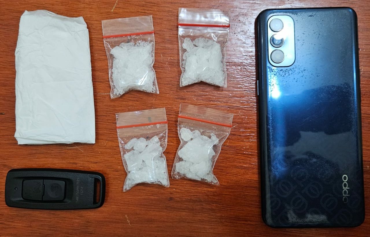 Tim Opsnal Satresnarkoba Polres Lhokseumawe Ciduk Tersangka Penjual Sabu di Muara Dua Tim Opsnal Satresnarkoba Polres Lhokseumawe Ciduk Tersangka Penjual Sabu di Muara Dua