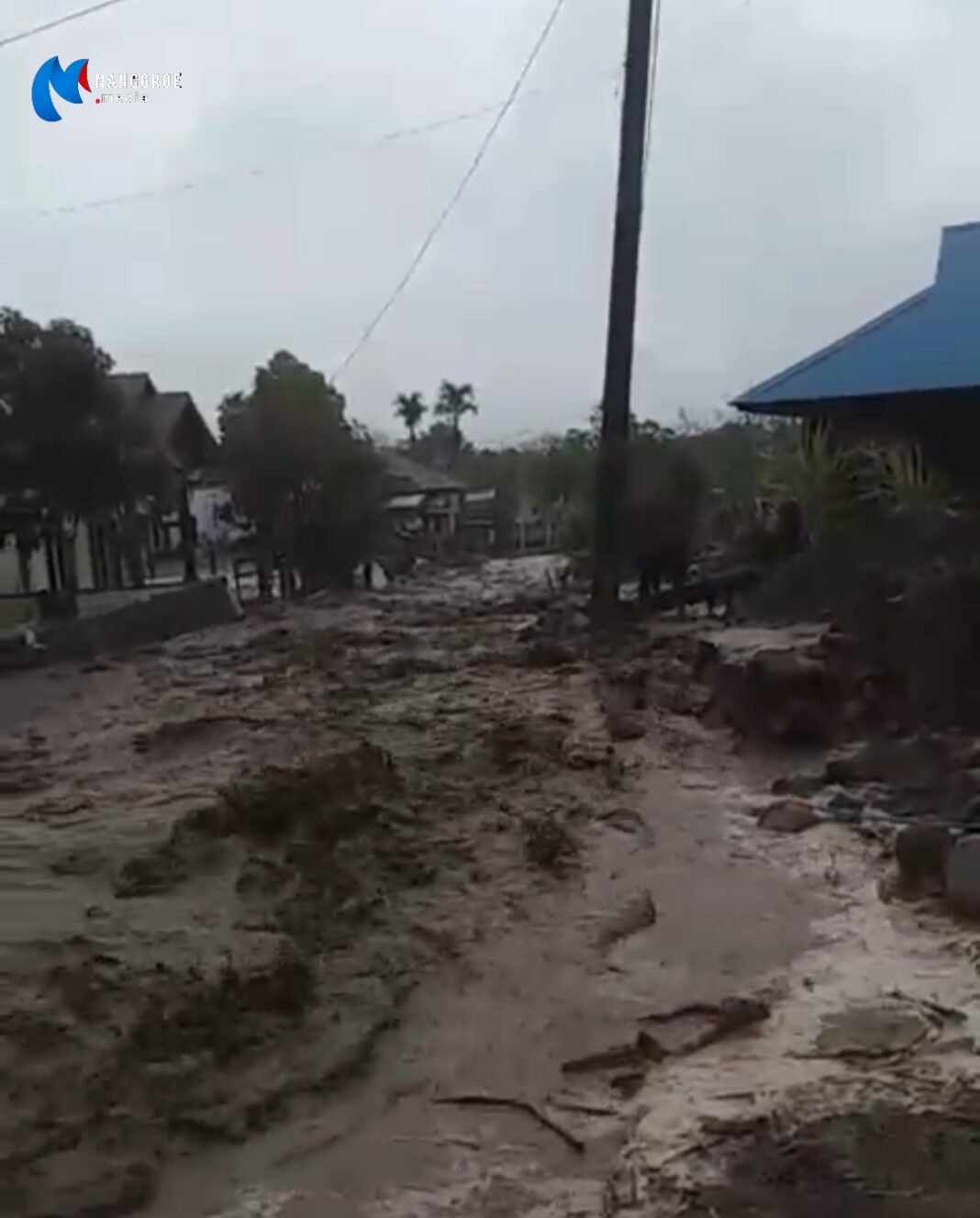 Banjir Susulan Kembali Melanda Kawasan Wih Pesam Banjir Susulan Kembali Melanda Kawasan Wih Pesam