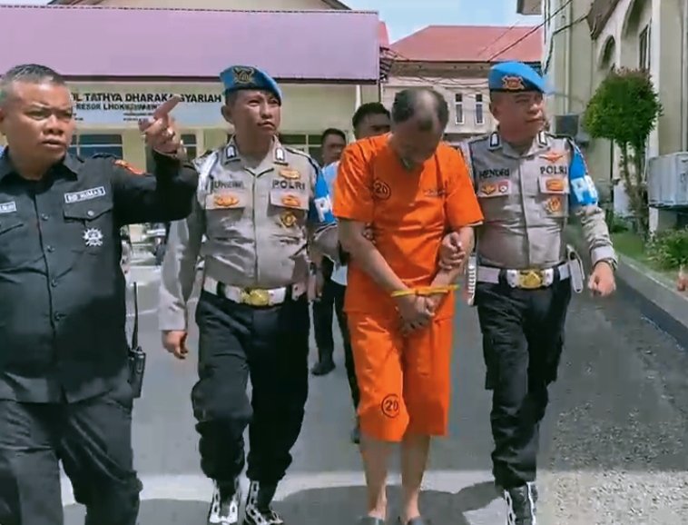 Dugaan Penipuan Proyek Ratusan Juta, Mantan Kepala Dinas Koperasi Bener Meriah Ditangkap Dugaan Penipuan Proyek Ratusan Juta, Mantan Kepala Dinas Koperasi Bener Meriah Ditangkap