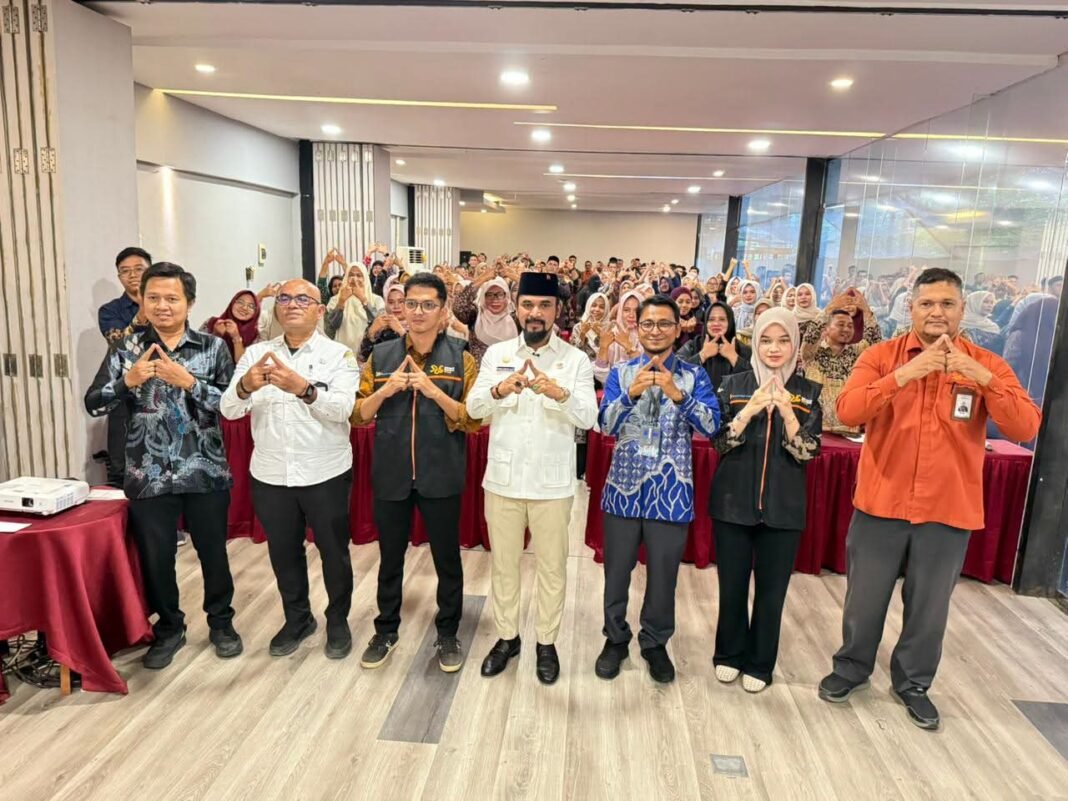Bupati Al-Farlaky Buka Pelatihan Petugas Sensus Ekonomi 2026 Aceh Timur Bupati Al-Farlaky Buka Pelatihan Petugas Sensus Ekonomi 2026 Aceh Timur