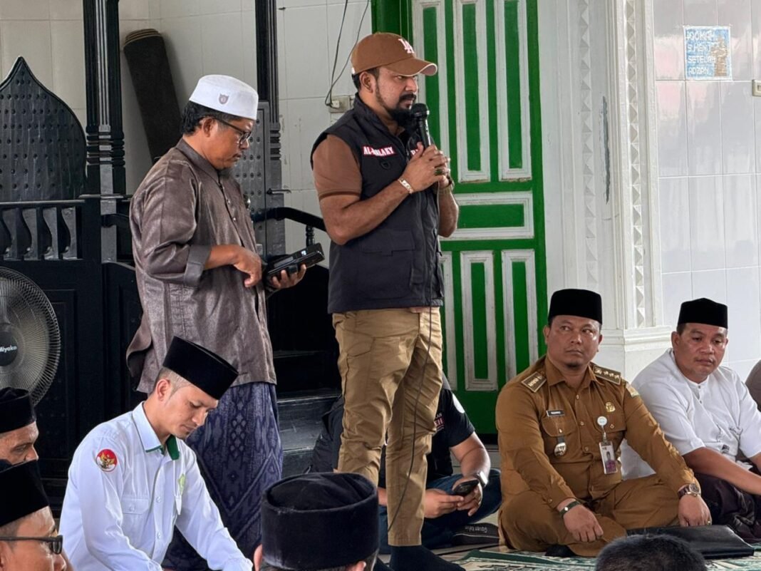 “Satu Lentera Padam”, Bupati Al-Farlaky: Kepergian Abiya Kehilangan Cahaya bagi Umat “Satu Lentera Padam”, Bupati Al-Farlaky: Kepergian Abiya Kehilangan Cahaya bagi Umat
