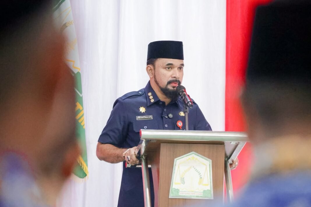 Budaya Bersih Jadi Prioritas, Bupati Al-Farlaky Siapkan Penghargaan untuk Sekolah Terbersih Budaya Bersih Jadi Prioritas, Bupati Al-Farlaky Siapkan Penghargaan untuk Sekolah Terbersih
