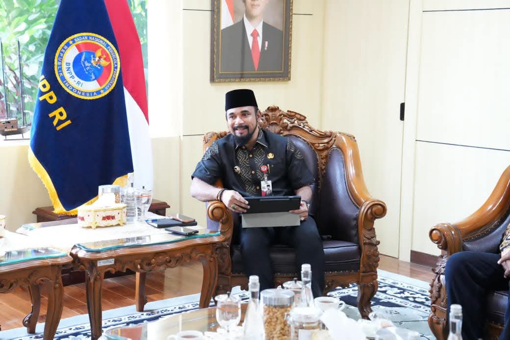 Bupati Al-Farlaky Dorong Percepatan Penyaluran Bantuan bagi Korban Banjir Aceh Timur Bupati Al-Farlaky Dorong Percepatan Penyaluran Bantuan bagi Korban Banjir Aceh Timur