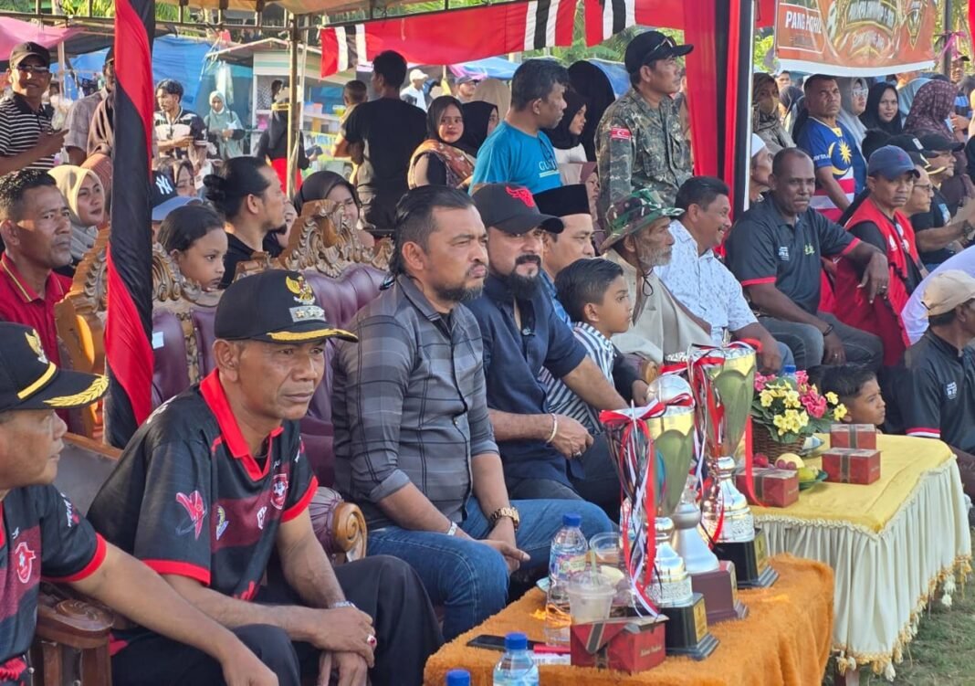 Bupati Aceh Timur Saksikan JF FC Aceh Utara Juara KPA Cup I Simpang Ulim Bupati Aceh Timur Saksikan JF FC Aceh Utara Juara KPA Cup I Simpang Ulim